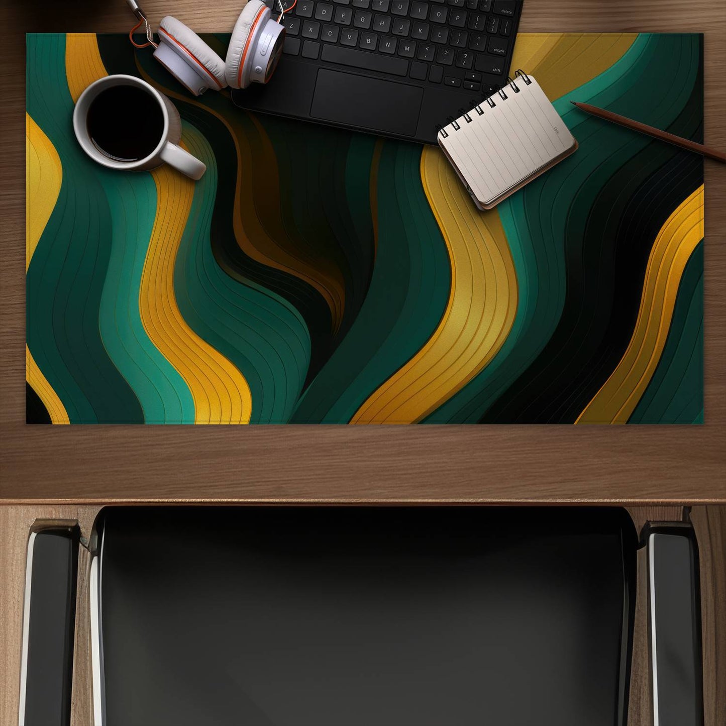 Golden harmony - Desk Mat