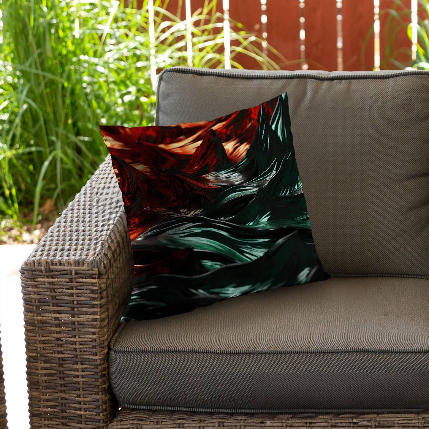 Spiky blaze - Throw pillow - Print on demand