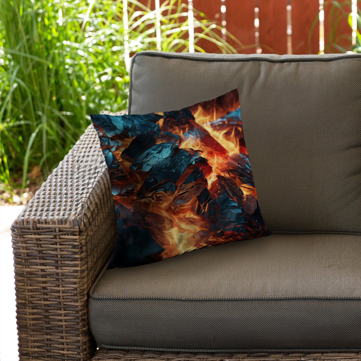 Cursed visions - Throw Pillow