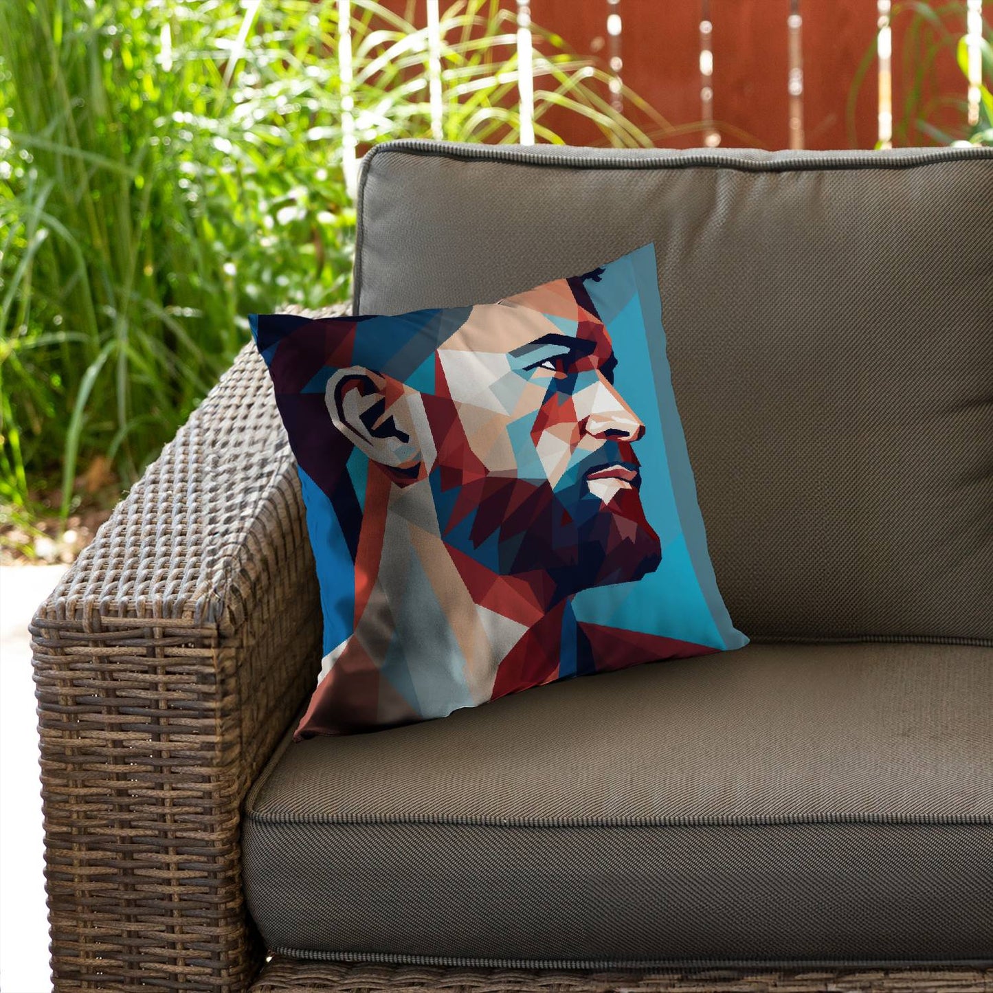 Essence of men - Throw pillow - Print on demand