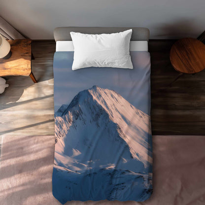 Housse de couette noire Icy Peaks - Éléments essentiels de décoration intérieure élégants