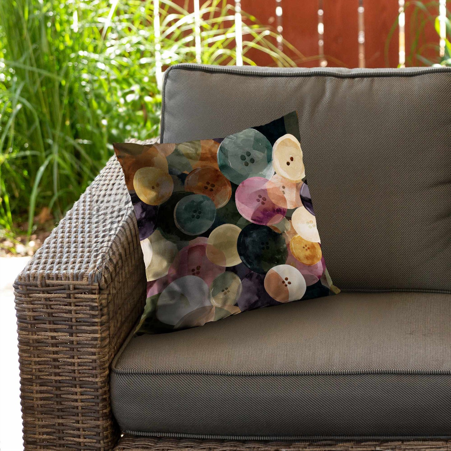 Coussin décoratif en sergé polyester, motif « Colorful Button Dance »