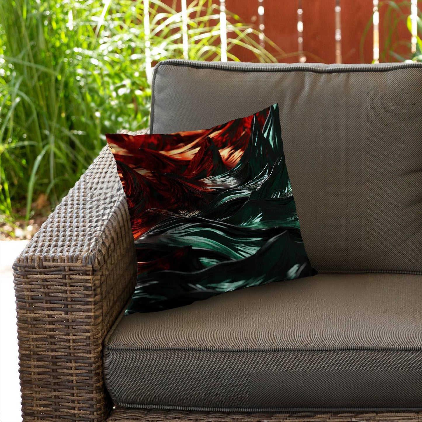 Spiky blaze - Throw pillow - Print on demand