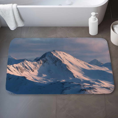 Tapis de bain Sommets Glacés - Un décor élégant pour votre salle de bain