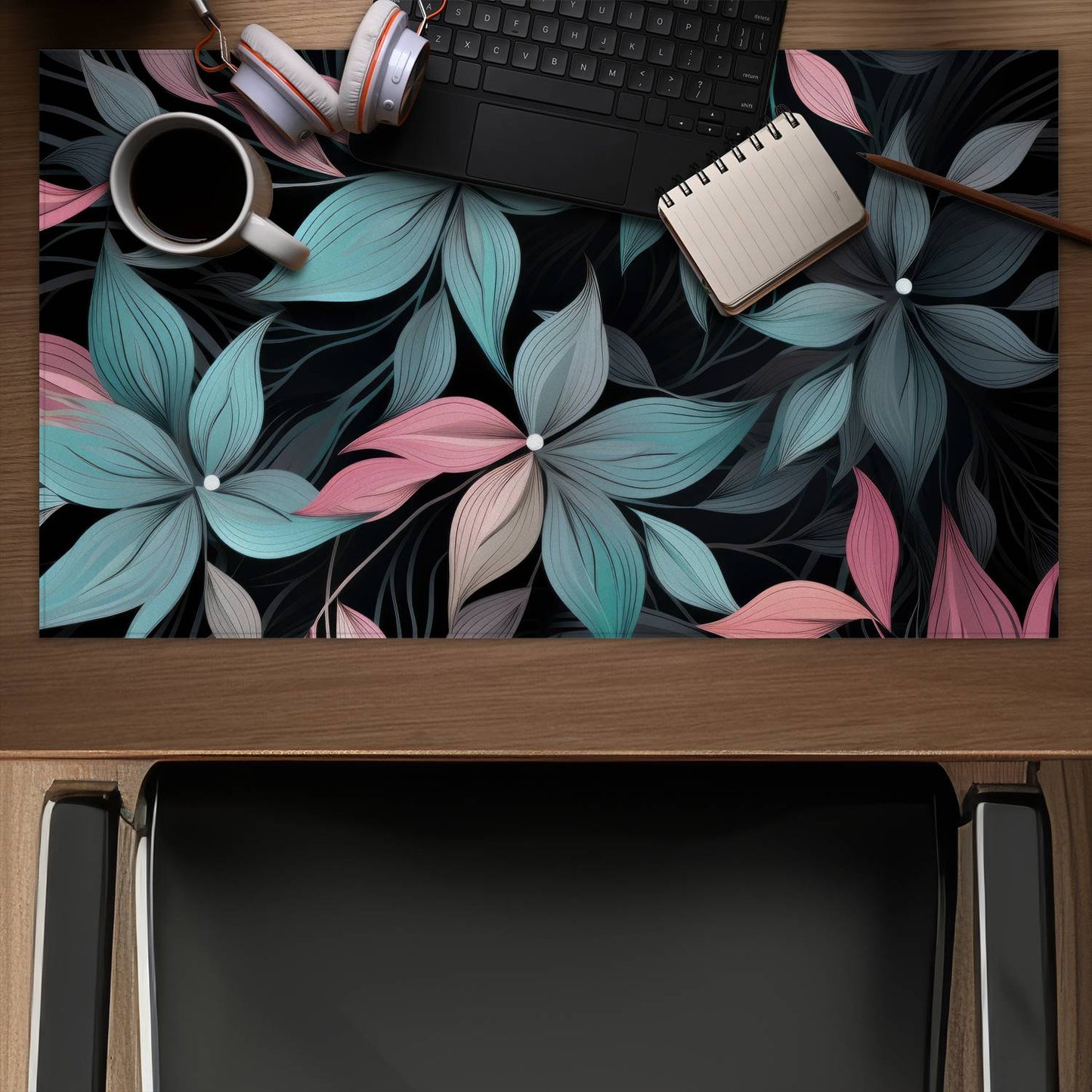 Desaturated flowers - Desk mat - Print on demand