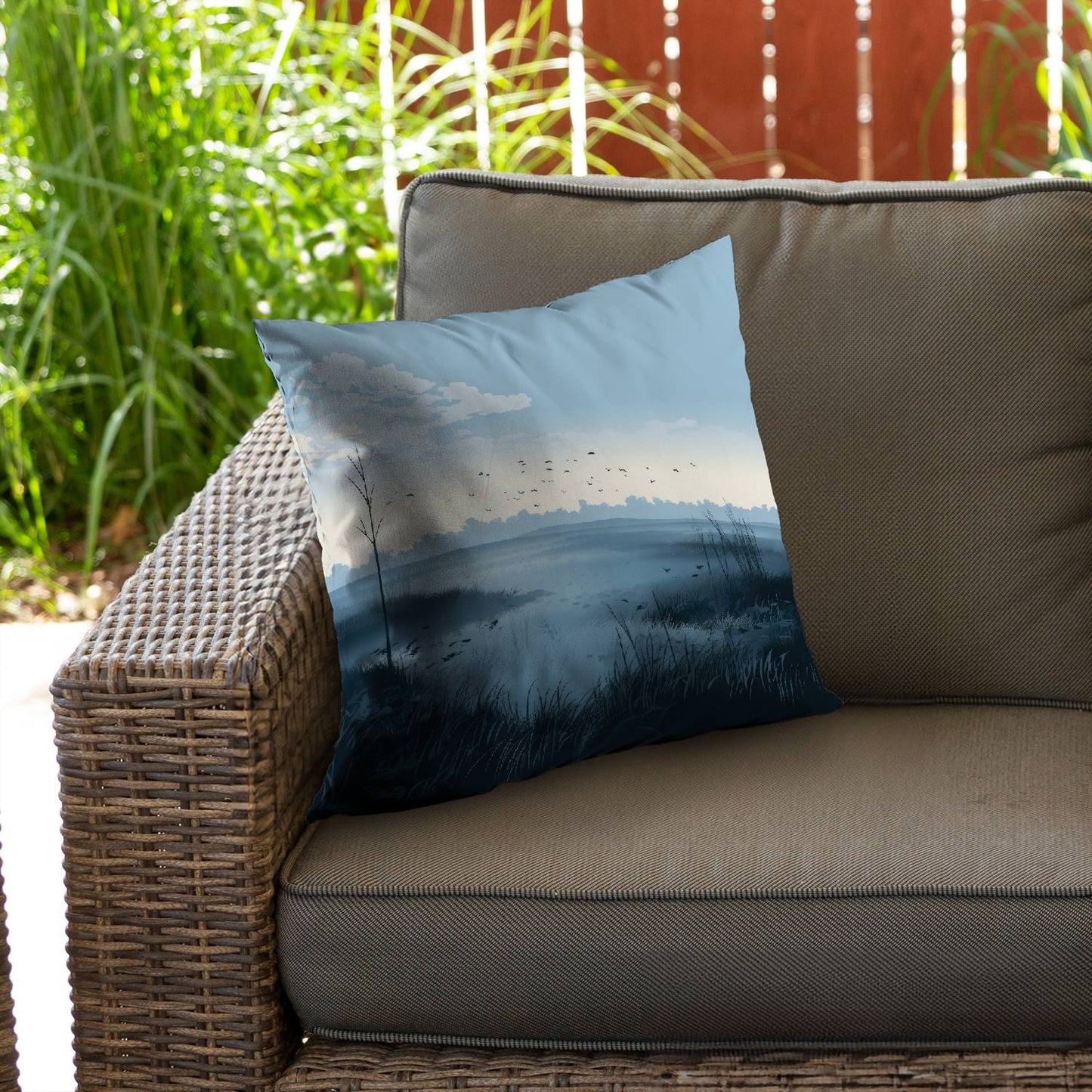 Evening marsh - Throw pillow - Print on demand