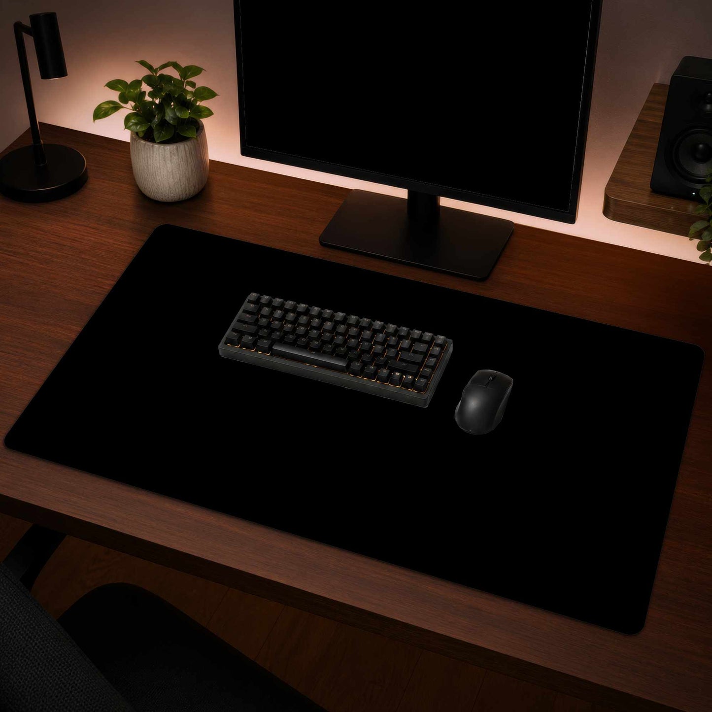 Tapis de bureau noir pur | Décoration intérieure élégante, espace de travail stylé