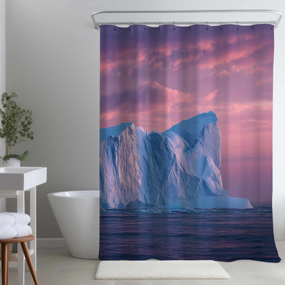 Rideau de douche Iceberg au crépuscule - Accent de décoration élégant pour la maison