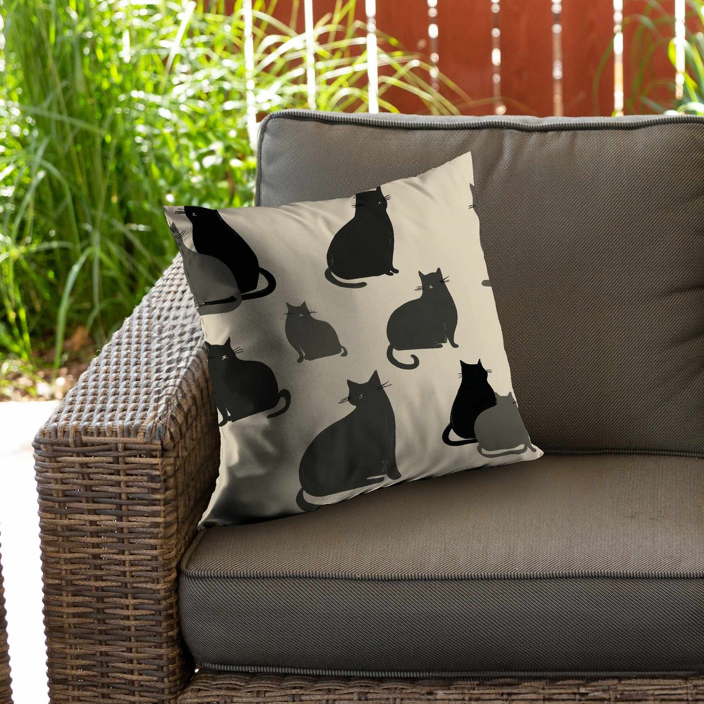 Coussin décoratif en sergé poly Collection « Silent Cat »