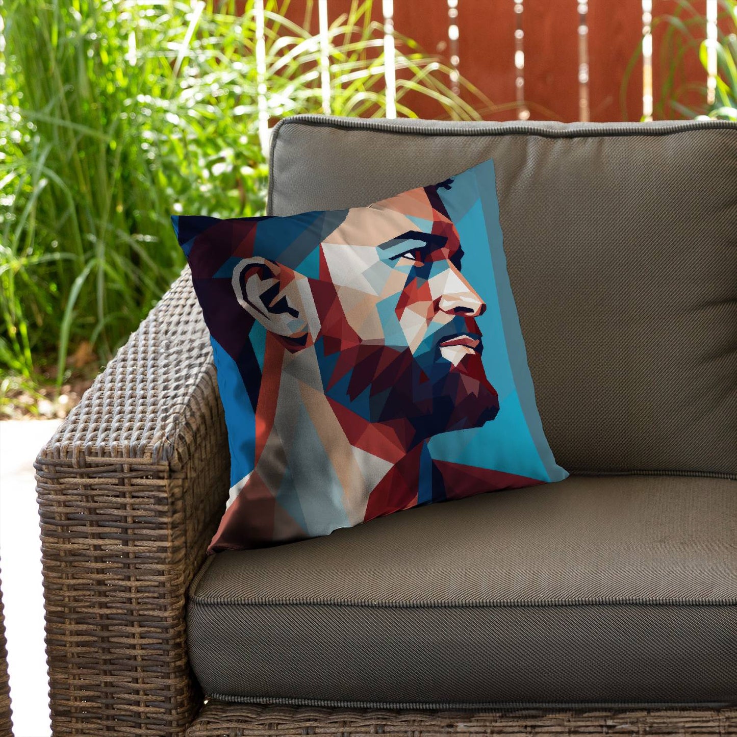 Essence of men - Throw pillow - Print on demand