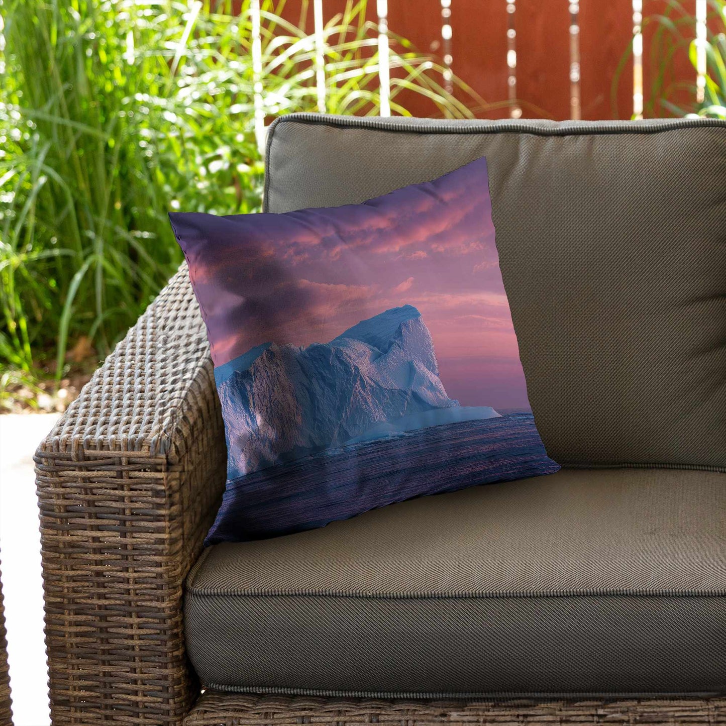 Coussin décoratif en sergé polyester Iceberg au crépuscule | Accessoire de décoration intérieure