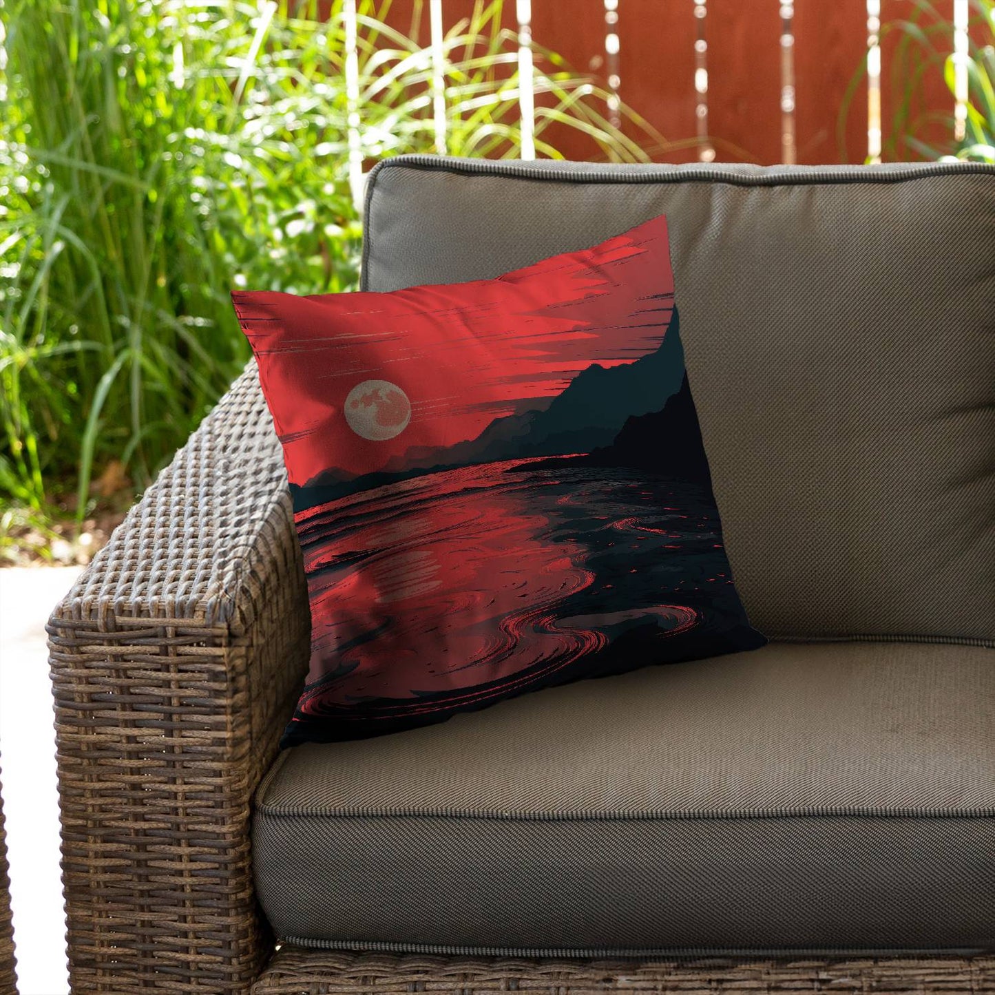 Bloody tides - Throw pillow - Print on demand