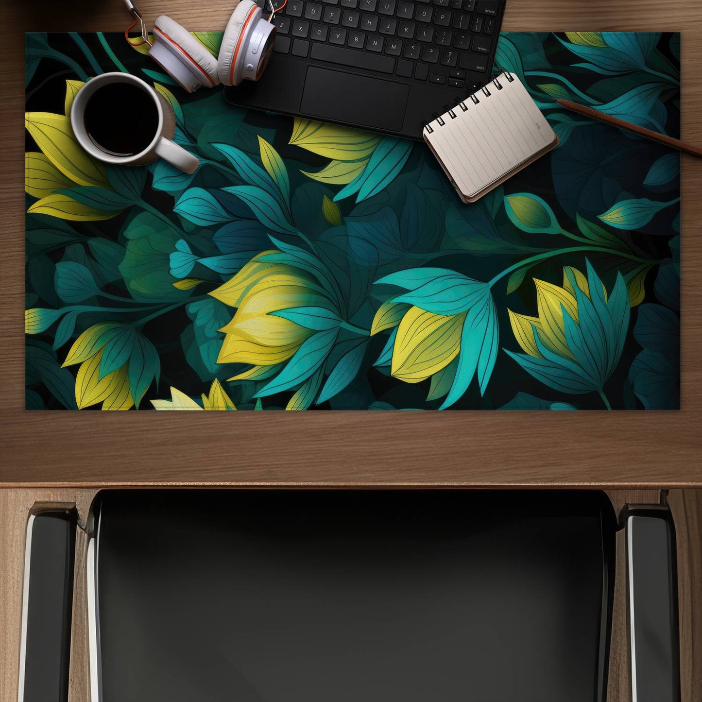 Intense bloom - Desk mat - Print on demand