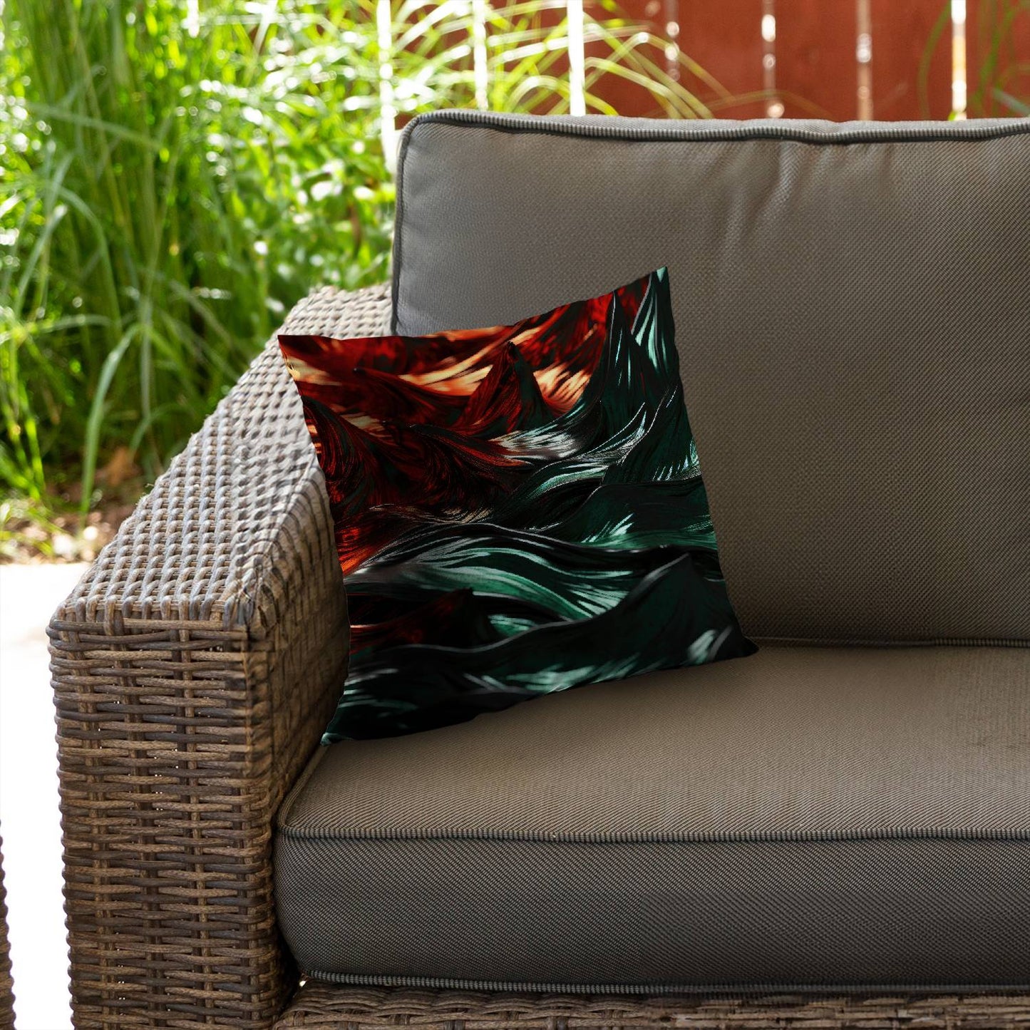 Spiky blaze - Throw pillow - Print on demand