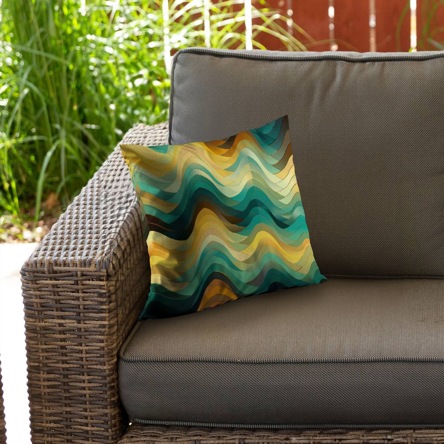 Jagged luxury - Throw pillow - Print on demand